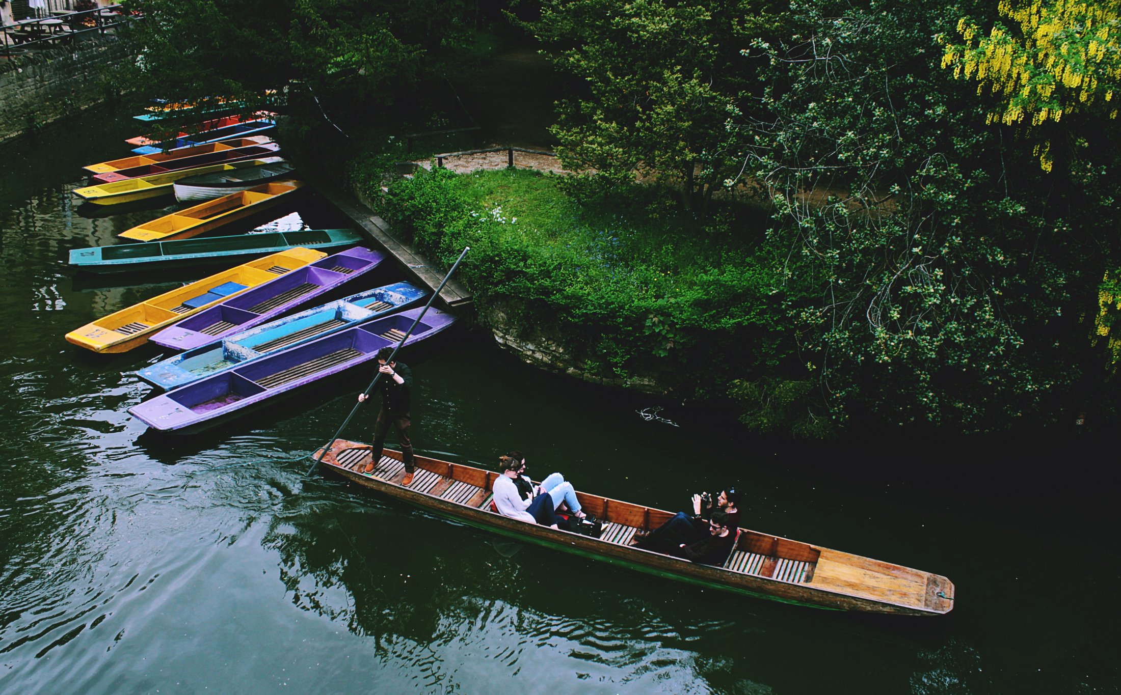 Punting In Autumn - The Varsity Hotel